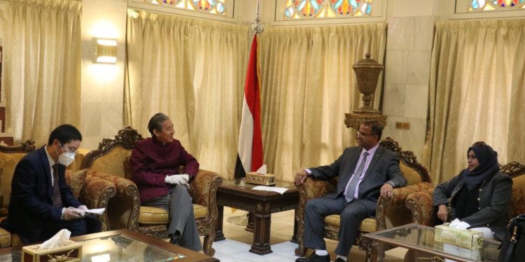 الزعوري يبحث مع مسئول كويتي و السفير الصيني مجالات التعاون والتنسيق