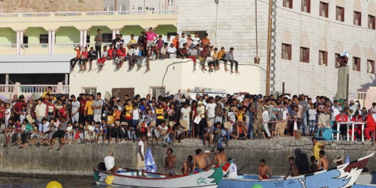 فوز  عبدالرحمن فضل بالمركز الأول في بطولة الجمهوريه للسباحه  بالمكلا