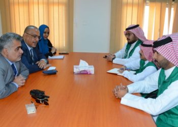 وزير التخطيط يبحث مع البرنامج السعودي جهود استكمال العديد من المشاريع الحيوية