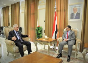 وزير الخارجية يلتقي سفير روسيا بمناسبة انتهاء فترة عمله