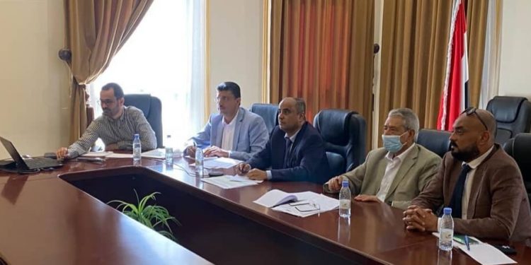 بن بريك لسفراء الاتحاد الأوروبي :سعر صرف الدولار زاد بنسبه 100% في عام