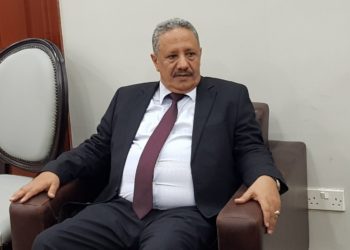 الحنق يناقش مع وزير الخارجية الصومالي العلاقات الثنائية بين البلدين