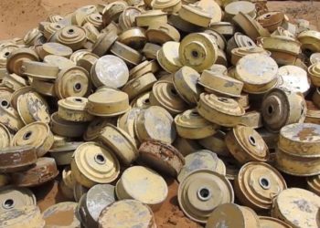 “مسام” ينتزع 2.231 لغماً حوثي