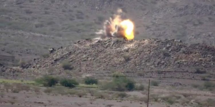 مقتل عشرات الحوثيين  في قصف للتحالف بمقبنه غرب تعز