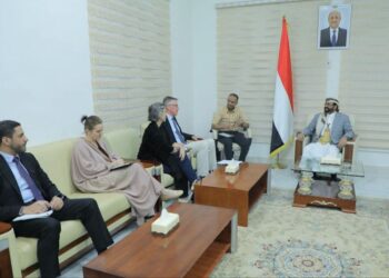 العرادة يبحث مع المستشار العسكري للمبعوث الأممي فرص ثبيت دائم لوقف إطلاق النار