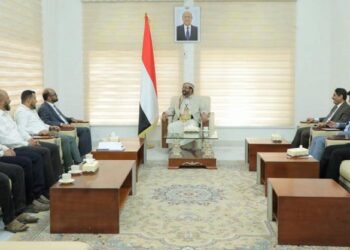 العرادة يبحث مع مؤسسة التواصل للتنمية الإنسانية التدخلات في مارب