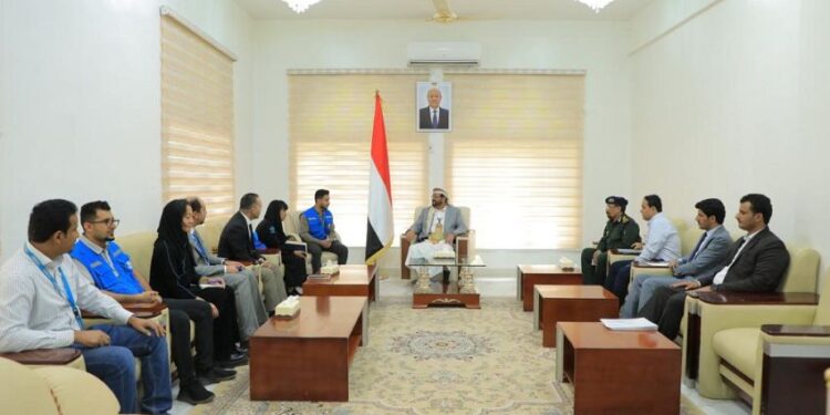 العرادة يناقش دور مفوضية شؤون اللاجئين في تخفيف حدة الأزمة الانسانية