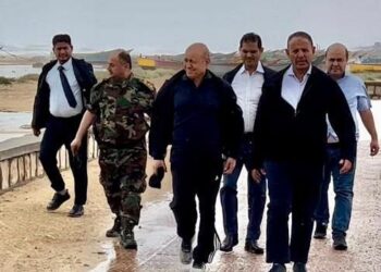 العليمي  يتابع مستجدات اعصار تيج في المحافظات الشرقية