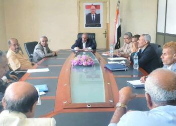 اجتماع بتعز يناقش التقارير الفنية الخاصة بالمخالفات والعشوائيات