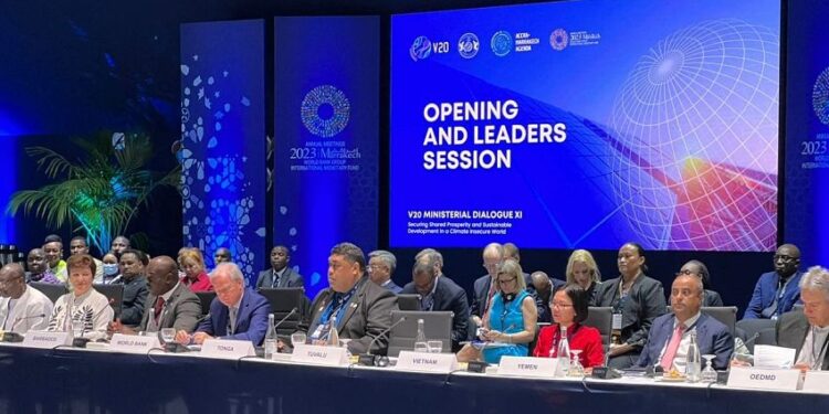 وزير المالية يطالب مجموعة V20 بسرعه تتفيذ التعهدات الاقتصاديه لليمن