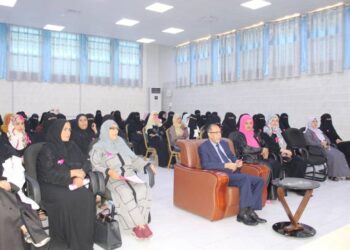 الصناعه توعي النساء بسرطان الثدي بعدن .. وحمله بمارب للوقاية من الامراض