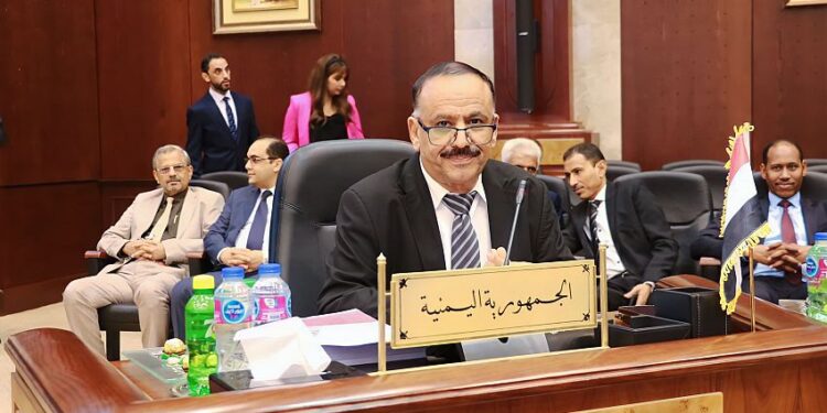 اليمن تشارك في إجتماع مجلس وزراء النقل العرب  بالإسكندرية