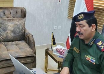 وزير الداخلية يناقش الأوضاع الأمنية مع عدد من مدراء الشرطة في المحافظات