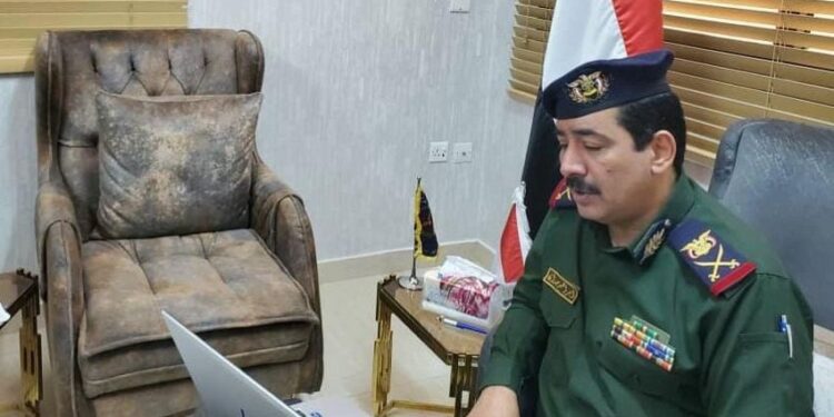 وزير الداخلية يناقش الأوضاع الأمنية مع عدد من مدراء الشرطة في المحافظات