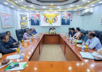 لقاء في شبوة يناقش اوضاع وقضايا السلطة المحلية