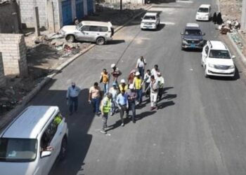 فريق  صندوق الطرق و اليونبس  يطلع على تأهيل عدد من الشوارع  الضالع
