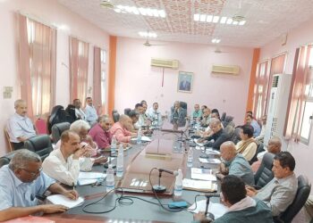 تنفيذي لحج يقر تنفيذ 4 مشاريع في قطاع الطرق