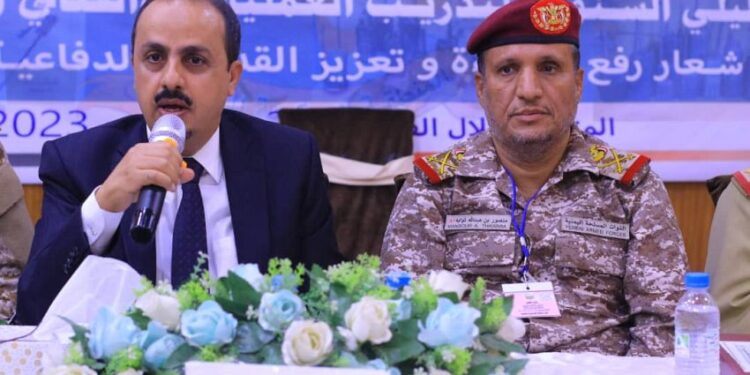 الارياني يشيد بخطوات قياده المنطقه الثالثه  لزيادة قدرات مقاتليها