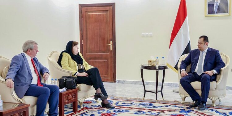 معين يجدد التزام الحكومه بخطة  منع تجنيد الاطفال