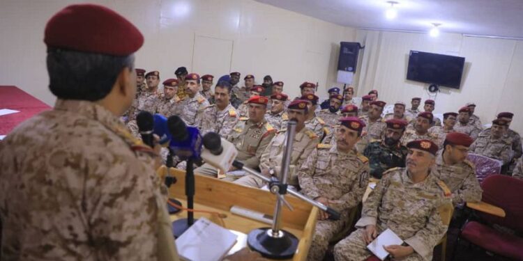 رئيس الأركان يدشن الدورة الثانية لرؤساء عمليات القوات المسلحة