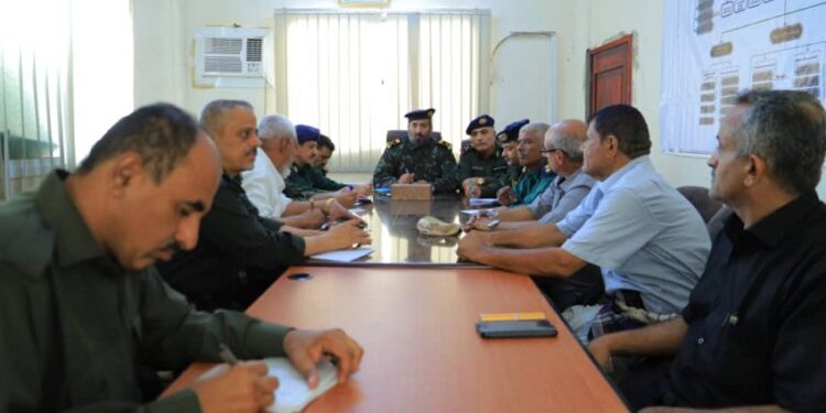 مناقشة خطة عمل قطاع الموارد البشرية والمالية بوزارة الداخلية