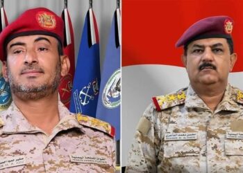 وزير الدفاع يطمئن على سلامة رئيس  الأركان إثر محاولة اغتيال فاشلة