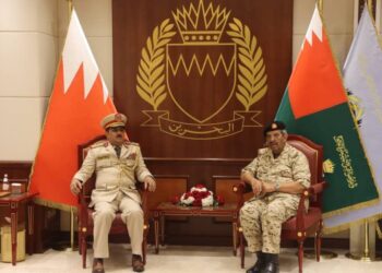 الداعري يبحث مع قائد قوة دفاع البحرين سبل تعزيز وتطوير التعاون الدفاعي