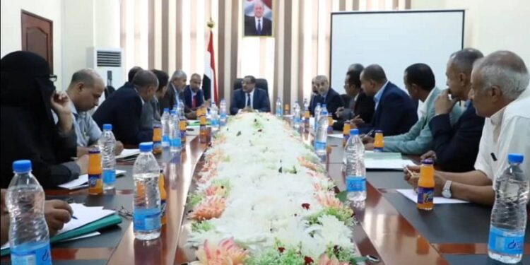 وزير العدل يشدد على تكاتف الجميع للارتقاء بالعمل القضائي بتعز