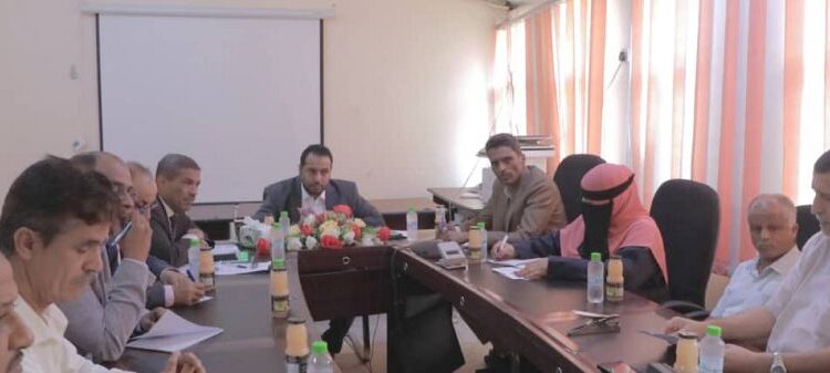 اجتماع برئاسة العكبري يناقش عدد من القضايا التربوية والتعليمية