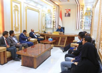الميسري يطلع على احتياجات واستحقاقات عدد من الجهات الحكومية بمأرب