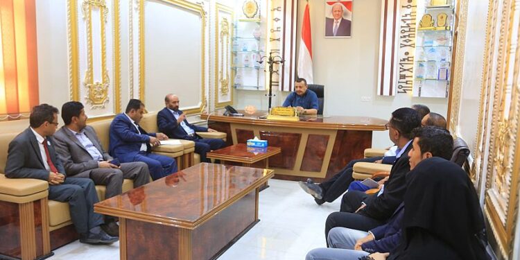 الميسري يطلع على احتياجات واستحقاقات عدد من الجهات الحكومية بمأرب