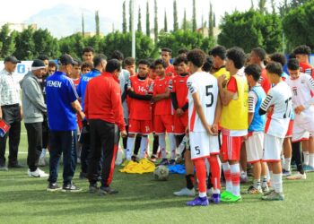 مدرب منتخب الناشئين ينفي التسريبات حول القائمة الأولية