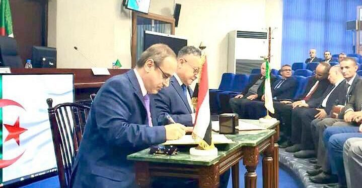 اليمن والجزائر توقعان البرنامج التنفيذي في مجال التعليم العالي