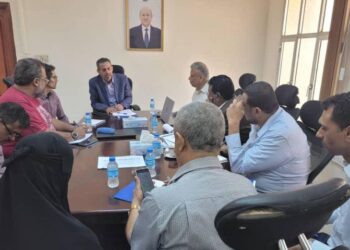 اجتماع برئاسة وكيل وزارة التخطيط يناقش الأولويات الإنسانية