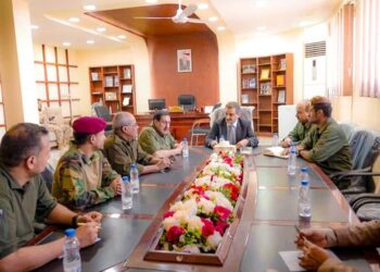 لملس يشدد على التحلي بالمسؤولية في أداء الواجب الوطني وتقدير التضحيات