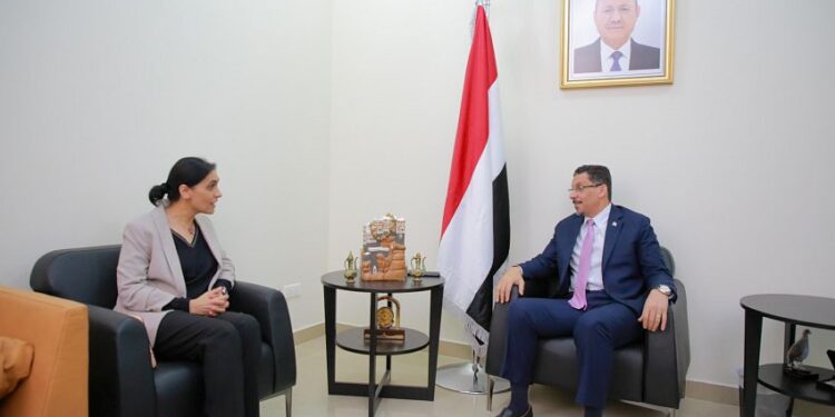 بن مبارك يبحث مع  السفيرة البريطانيه تطورات الأوضاع في اليمن والمنطقة