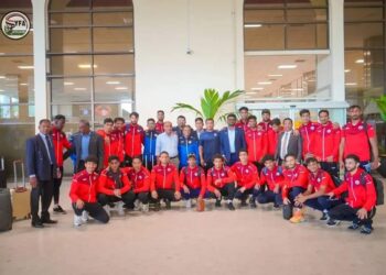 بعثة المنتخب الوطني الأول الي أبها استعداداً لمواجهة البحرين