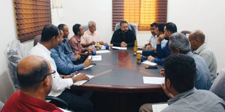 وزير الأشغال يجتمع  بمجلس إدارة المؤسسة العامة للطرق الجسور