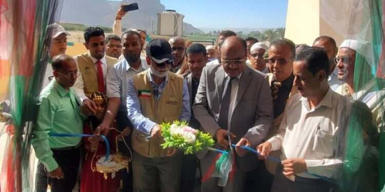 التميمي يفتتح مشروعين صحيين في تريم