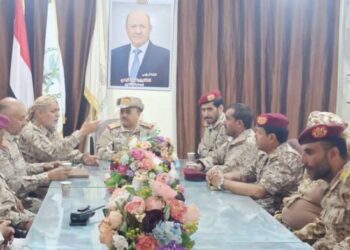 المفتش العام يزور معسكرات التدريب ويعقد اجتماعا بقادة المناطق العسكرية