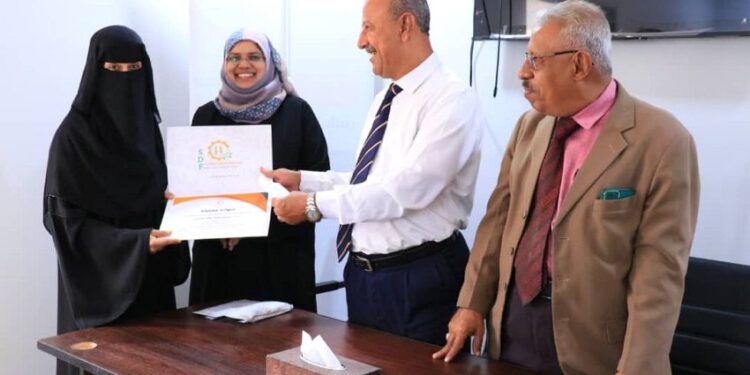 ورشه لمشروع الادارة المتكاملة للموارد المائية  اختتام البرنامج التدريبي حول القيادة لموظفي صندوق تنمية المهارات بعدن