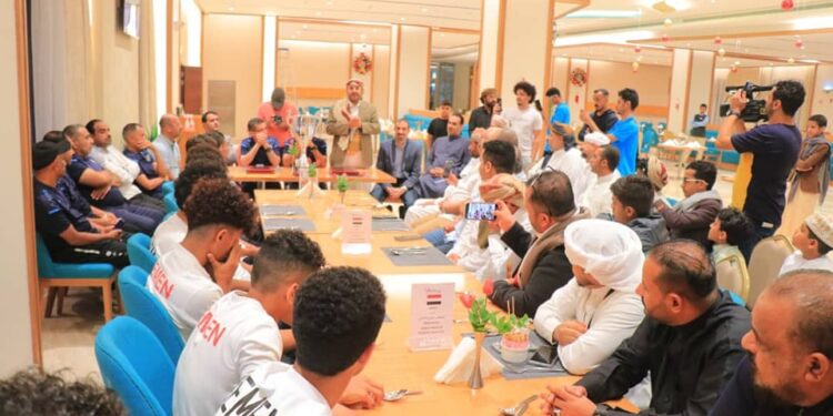 الجالية اليمنية بظفار تقيم حفلاً تكريميا لبعثة المنتخب الوطني للناشئين