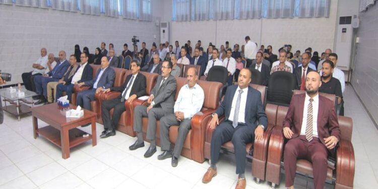 تسليم إجازة المحاسب القانوني لدفعة ديسمبر للعام 2023