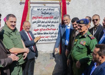 إفتتاح مشروع بوابة وجولة مطار عدن الدولي
