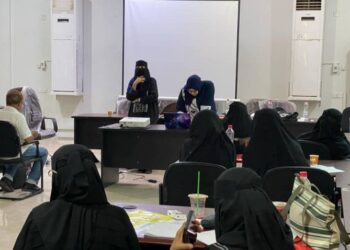 اختتام دورة تدريبية لضباط الانذار المبكر للأمراض الوبائية بعدن