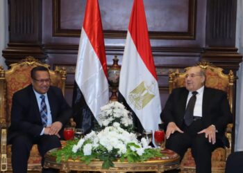 بن دغر : تشكيل لجنة الصداقة البرلمانية بين مجلس الشيوخ المصري و  اليمني