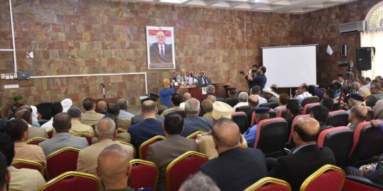 محافظ تعز:   استكمال عملية التحرير   أولوية رئيسية للسلطة المحلية