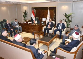 وزير الاوقاف المصري :الأكاديمية   الدولية تفتح أبوابها لتدريب الأئمة والوعاظ اليمنيين