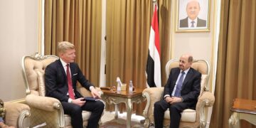 وزير الخارجية يشدد على ضرورة التعامل الدولي الصارم مع مليشيا الحوثي الإرهابية
