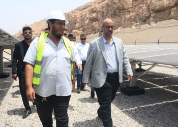 تدشين المرحلة الثانية من مشروع مركز انزال خلف في المكلا